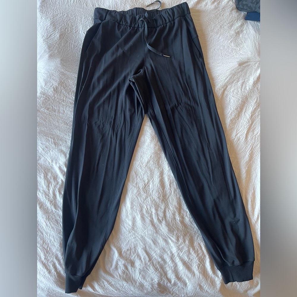Lululemon Women’s Black Joggers